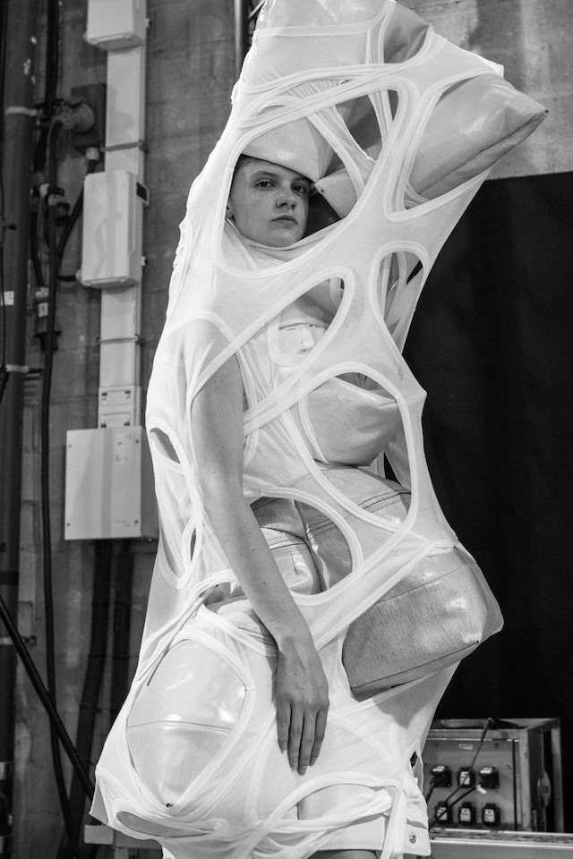 rick owens ss18 paris fashion pfw michele lamy 15