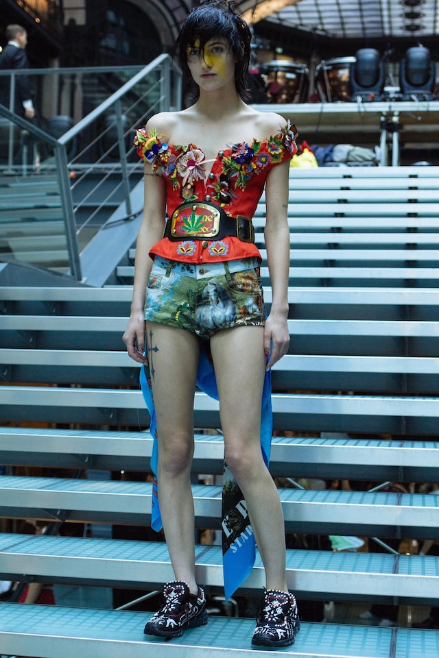 vivienne westwood andreas kronthaler ss18 paris pfw 7