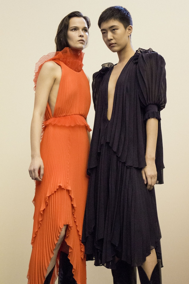 givenchy clare waight keller ss18 paris pfw 1