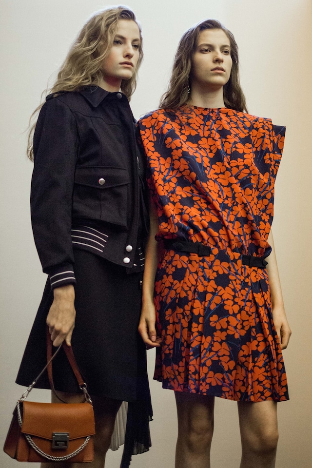 givenchy clare waight keller ss18 paris pfw 13