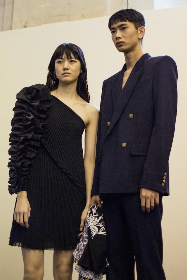 givenchy clare waight keller ss18 paris pfw 15