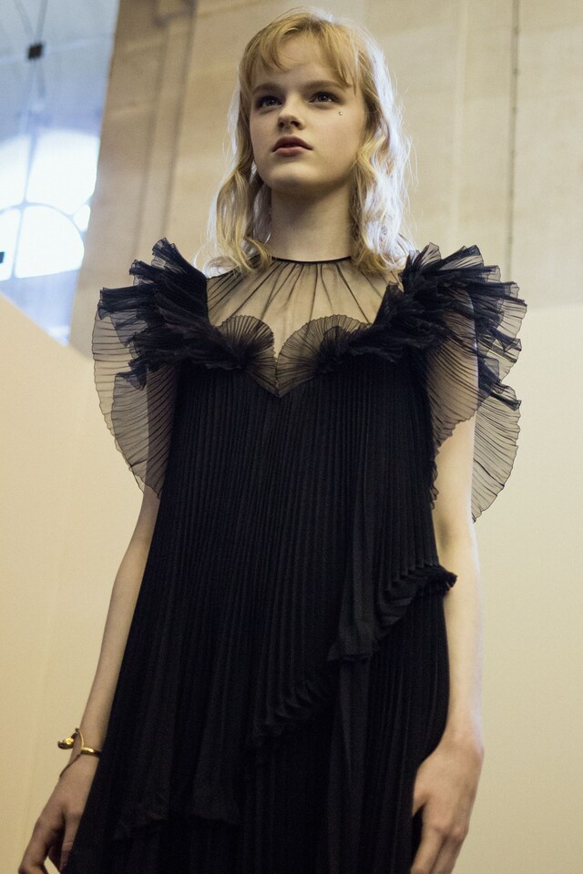givenchy clare waight keller ss18 paris pfw 20