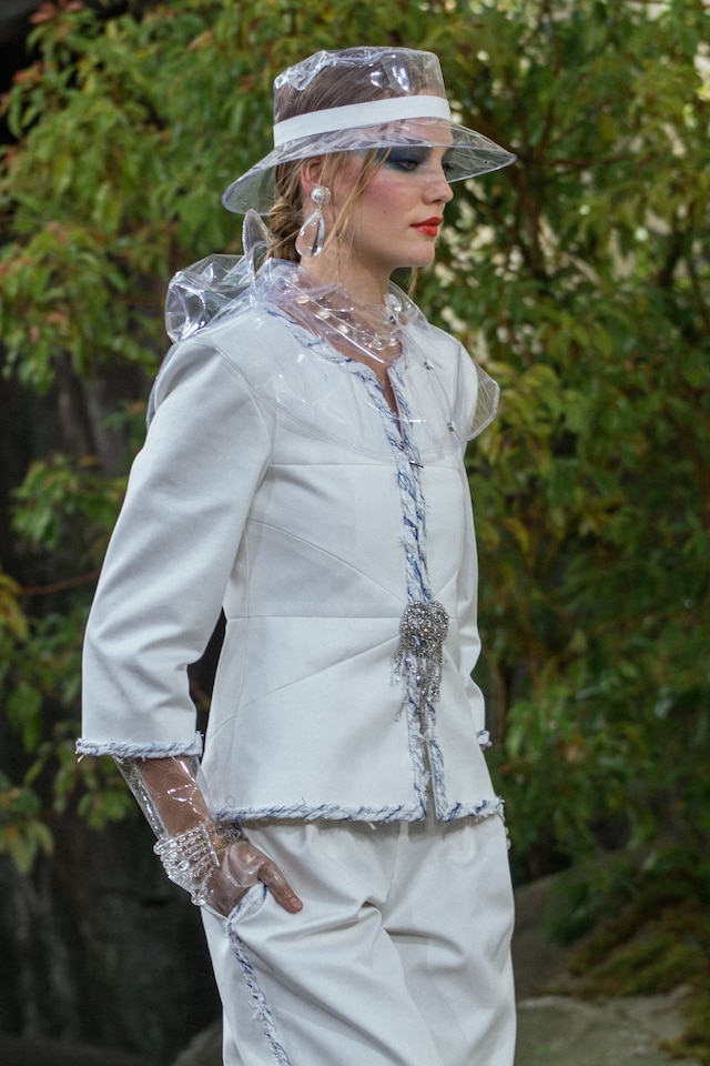 chanel ss18 paris pfw fashion karl lagerfeld 15