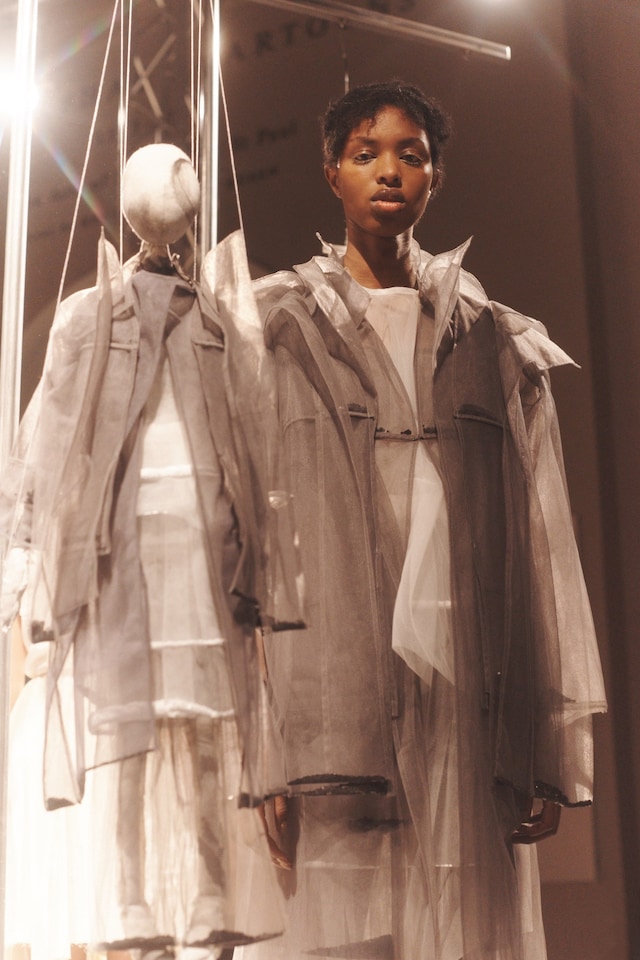 phoebe english v&amp;a fashion in motion raphael gallery 2