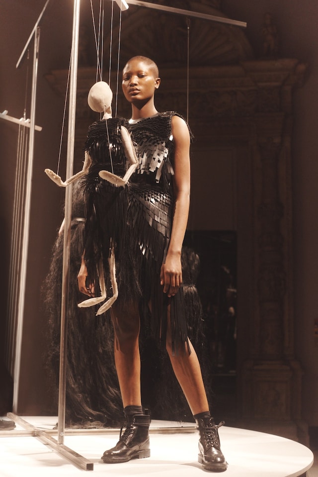 phoebe english v&amp;a fashion in motion raphael gallery 4