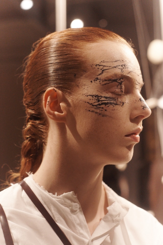 phoebe english v&amp;a fashion in motion raphael gallery 21