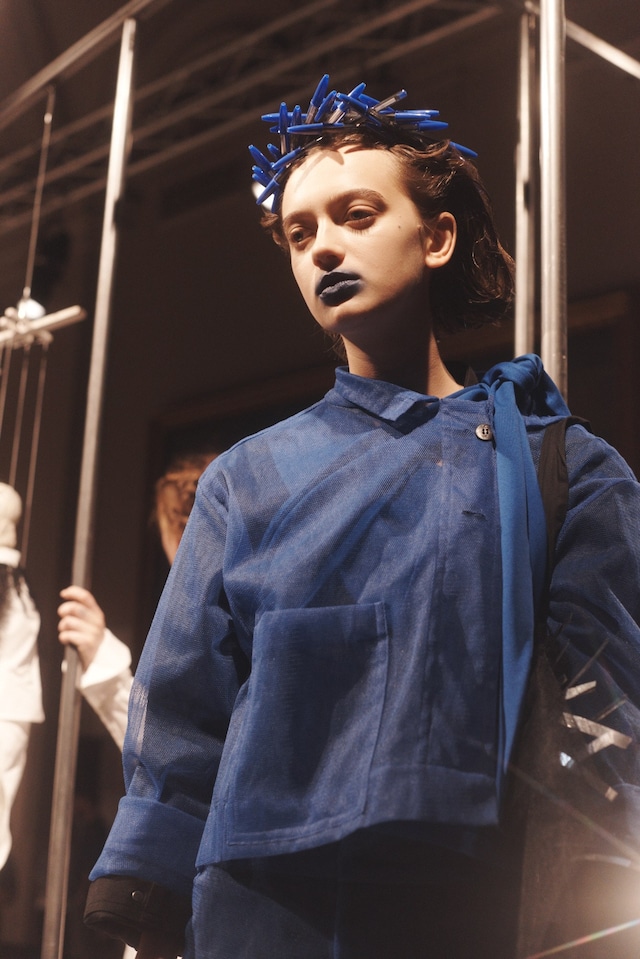 phoebe english v&amp;a fashion in motion raphael gallery 22