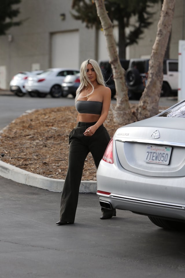 Yeezy Season 6 Kim Kardashian paparazzi pictures 2