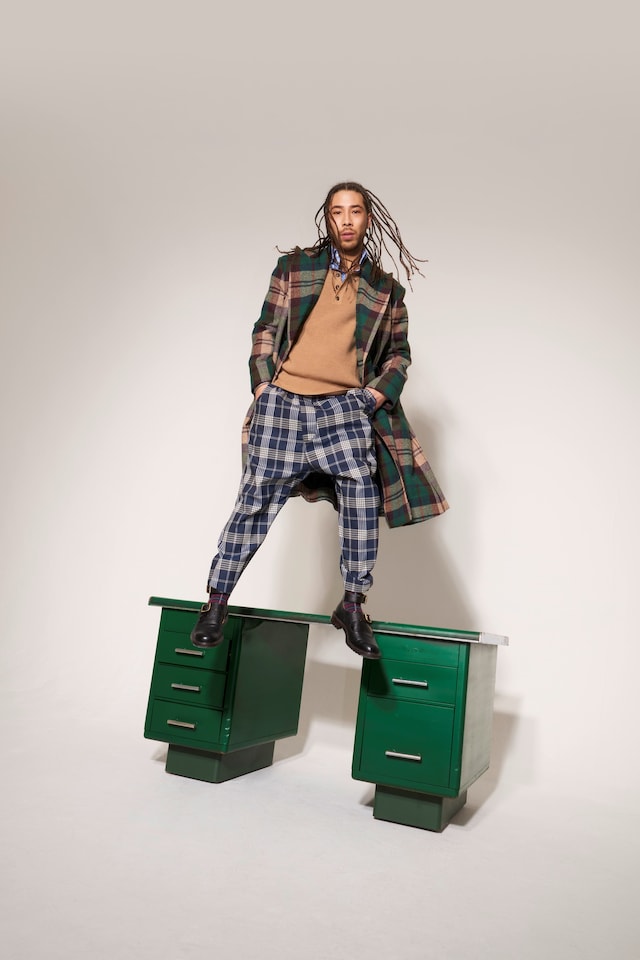 vivienne westwood aw18 campaign don&#39;t get killed 4