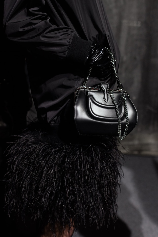 moschino jeremy scott aw18 milan mfw fashion 37