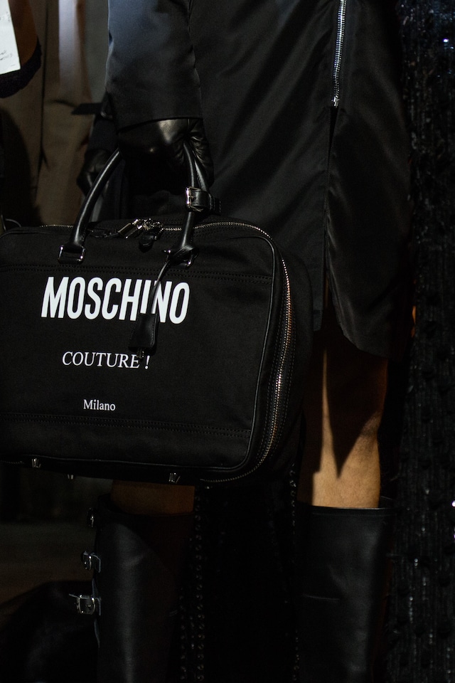 moschino jeremy scott aw18 milan mfw fashion 38