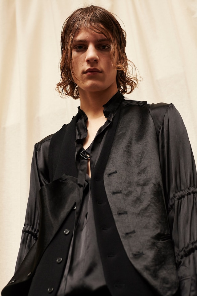 Ann Demeulemeester AW18 paris pfw 0