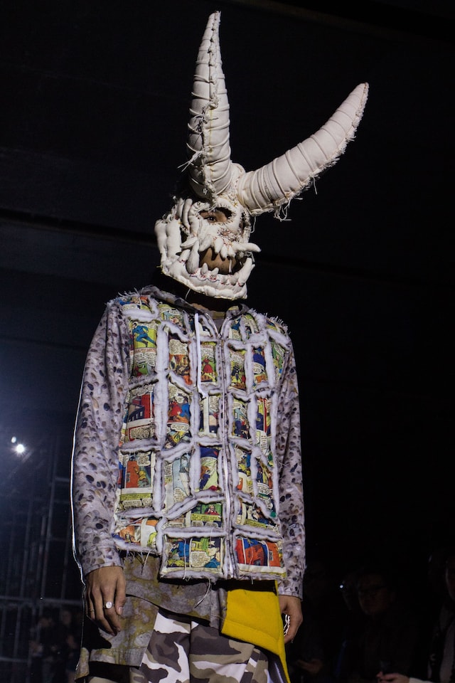 Comme des gar&#231;ons mens aw18 paris show 2