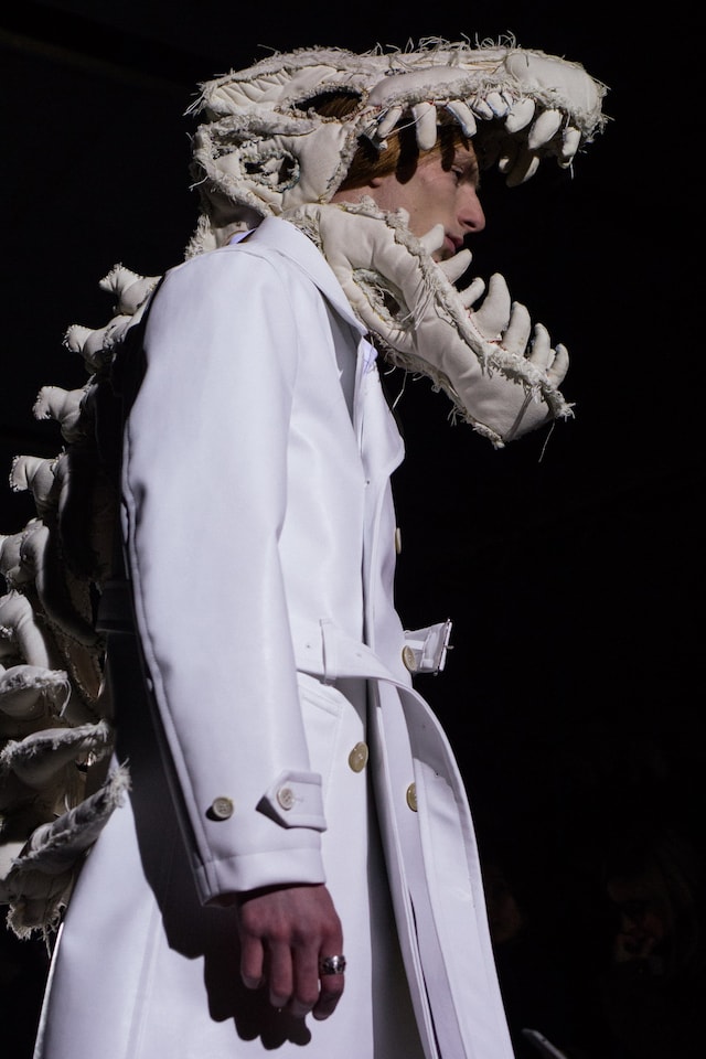 Comme des gar&#231;ons mens aw18 paris show 11