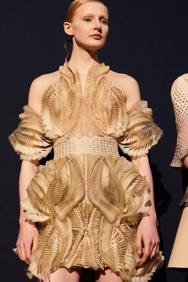 iris van herpen couture ss18 paris pfw 6
