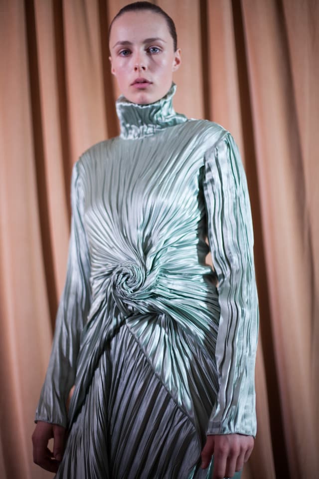 sies marjan aw18 nyfw new york fashion week iridescent 2