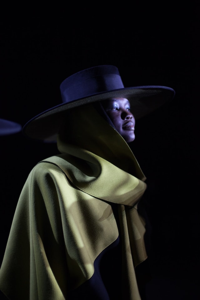 marc jacobs aw18 show new york nyfw 80s 14