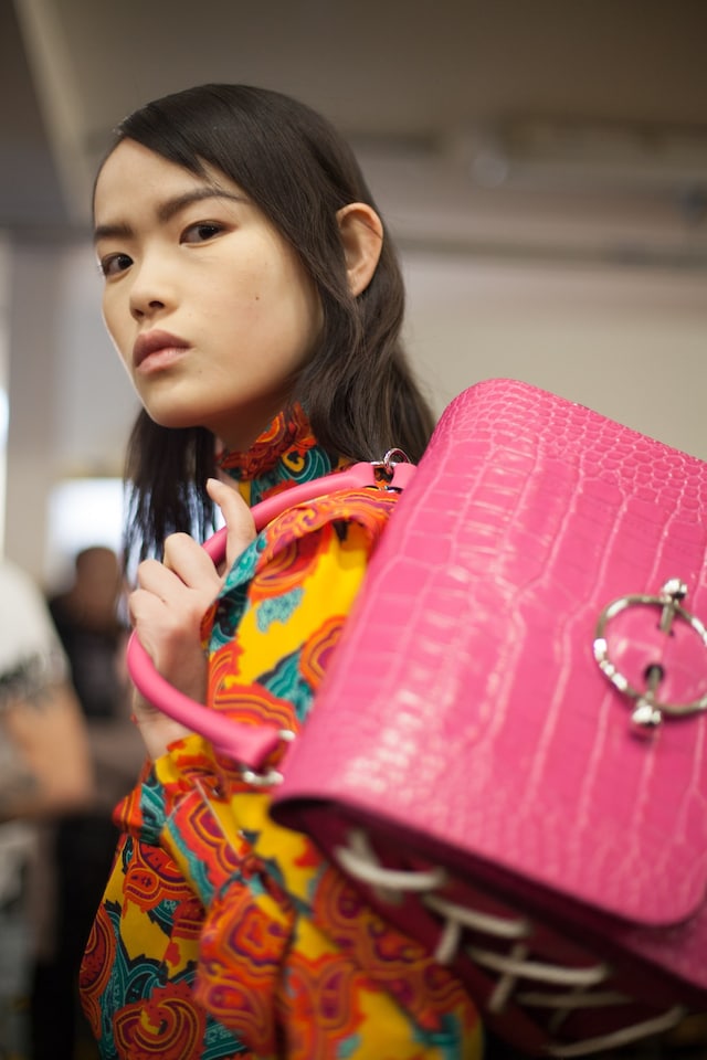 JW Anderson AW18 lfw fashion week show backstage 13