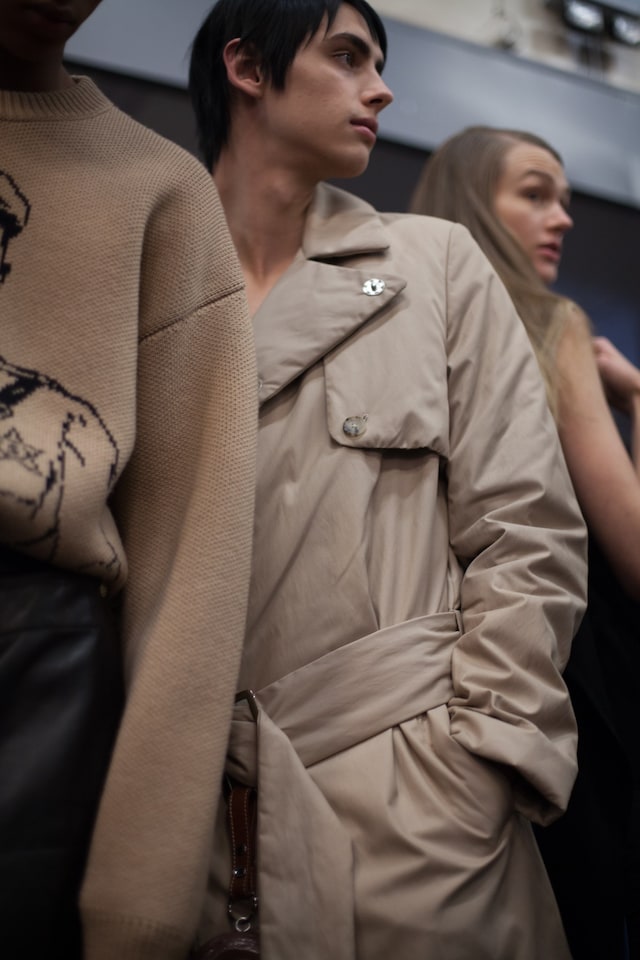 JW Anderson AW18 lfw fashion week show backstage 14