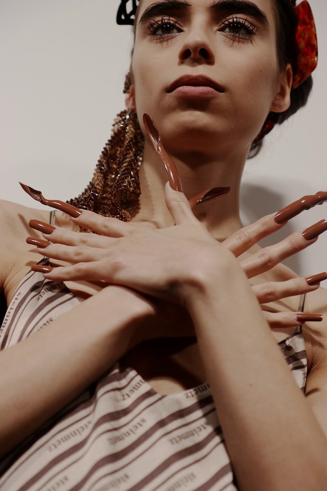 faustine steinmetz aw18 lfw london fashion week nails 11