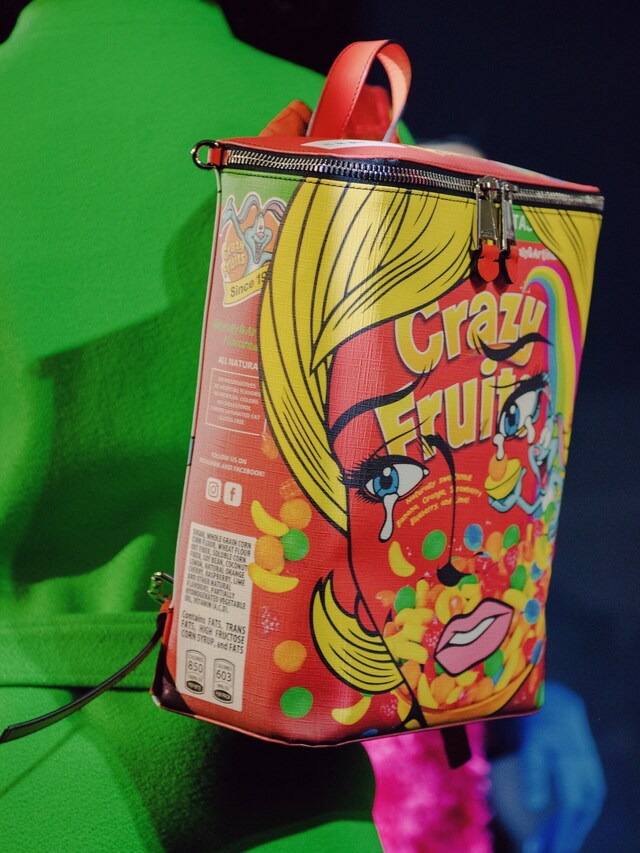 Moschino AW18 28