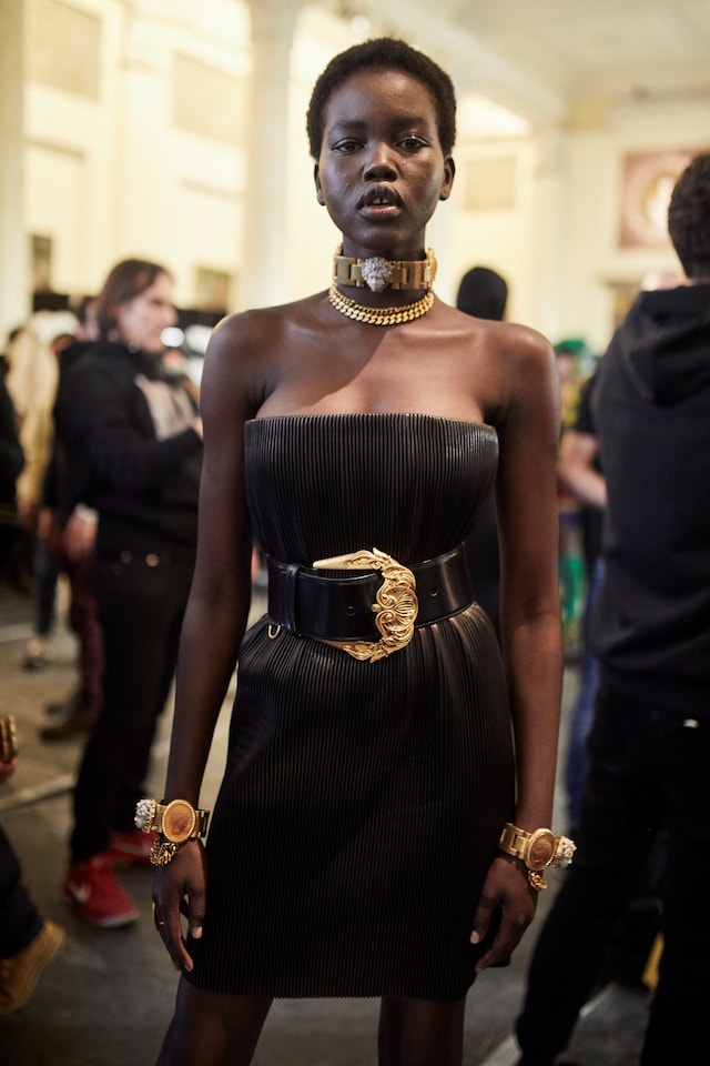 versace aw18 donatella milan mfw fashion week 6
