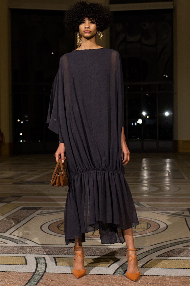 simon porte jacquemus aw18 show paris fashion week 1