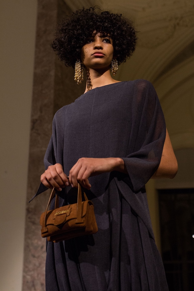 simon porte jacquemus aw18 show paris fashion week 17