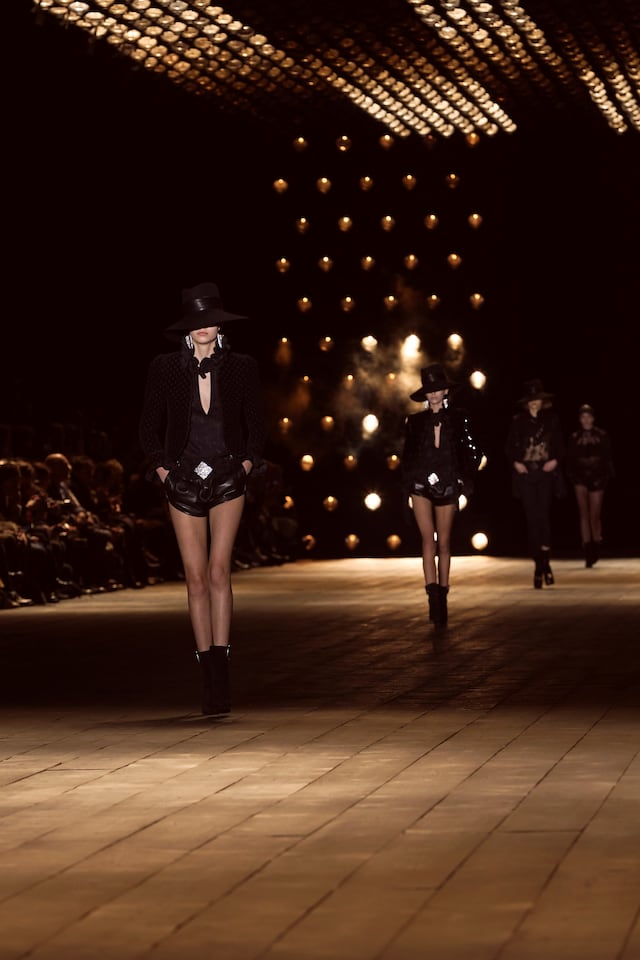 saint laurent anthony vaccarello paris pfw ysl 16