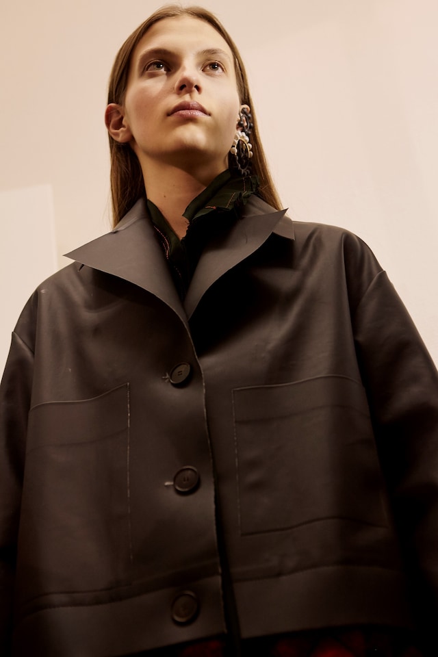 Carven AW18 pfw fashion backstage 3