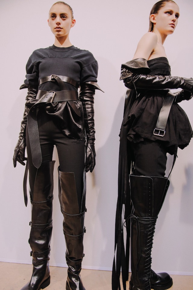 ann demeulemeester paris fashion week pfw leather 7