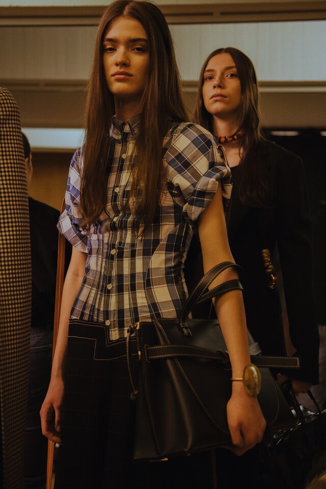 Loewe aw18 pfw fashionweek backstage 2