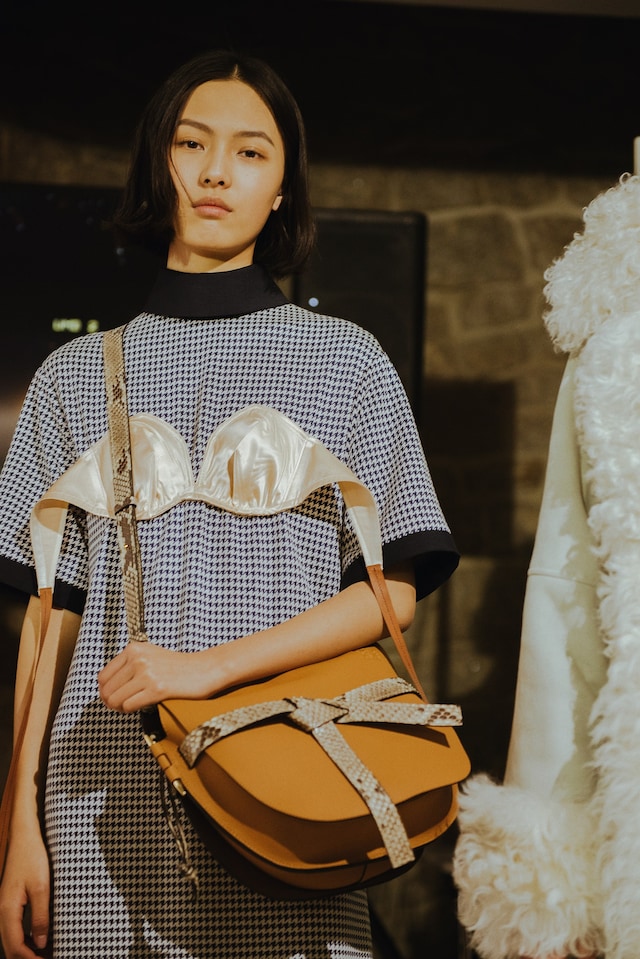 Loewe aw18 pfw fashionweek backstage 3