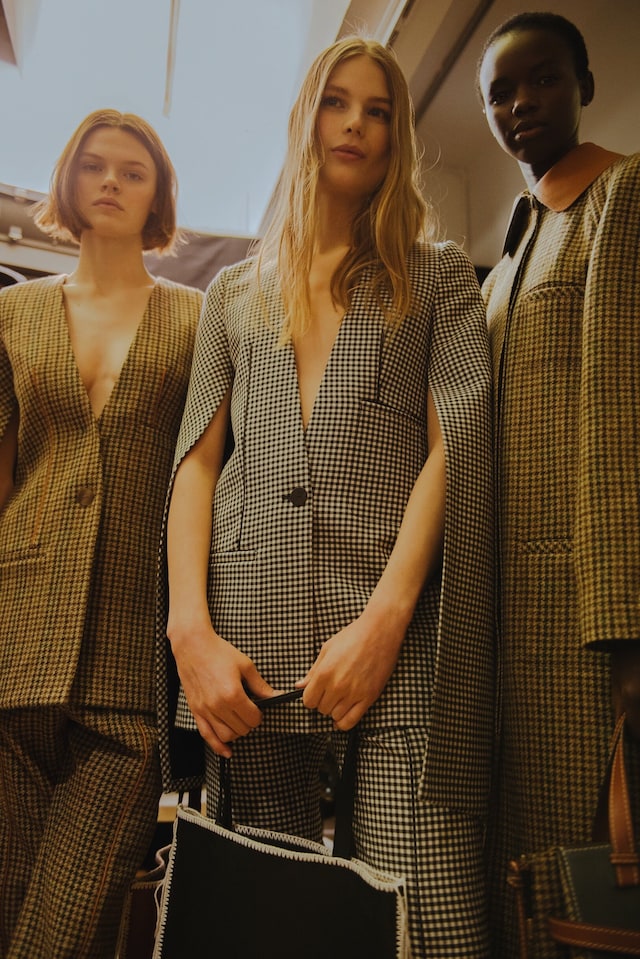 Loewe aw18 pfw fashionweek backstage 7