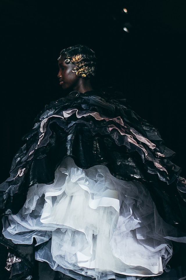 comme des gar&#231;ons rei kawakubo pfw paris fashion week aw18 17