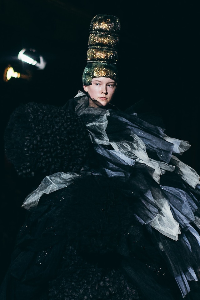 comme des gar&#231;ons rei kawakubo pfw paris fashion week aw18 14