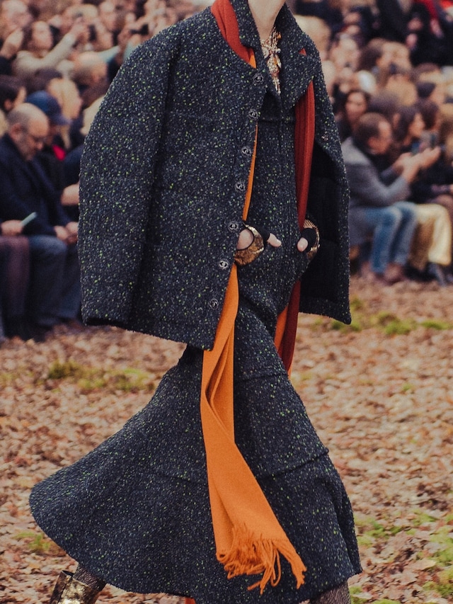 chanel aw18 forest fw18 paris fashion week pfw kaia gerber 20