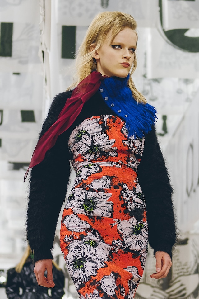 miu miu aw18 fw18 aw18 paris fashion week pfw elle fanning 22