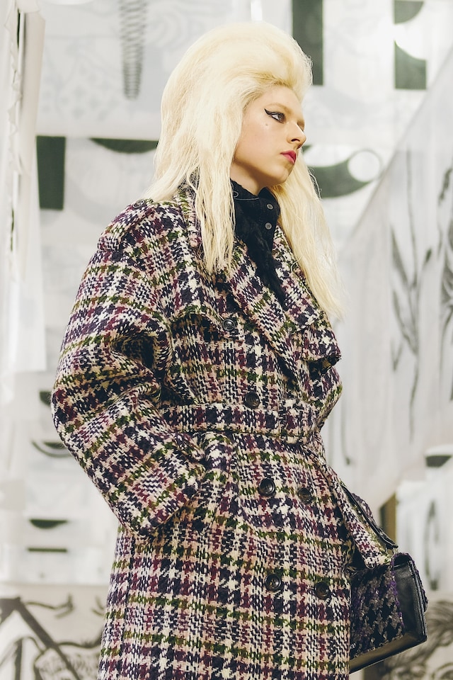 miu miu aw18 fw18 aw18 paris fashion week pfw elle fanning 26