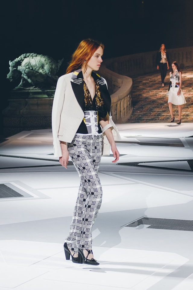 Louis Vuitton AW18 pfw paris fashion week show 3