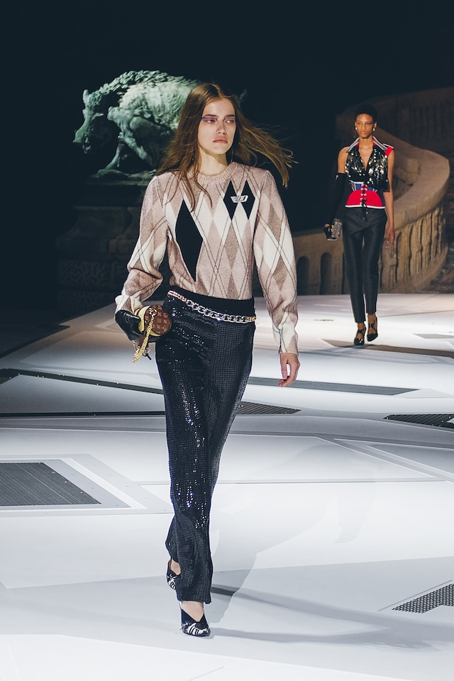 Louis Vuitton AW18 pfw paris fashion week show 5