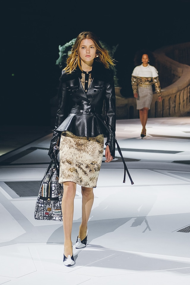 Louis Vuitton AW18 pfw paris fashion week show 11