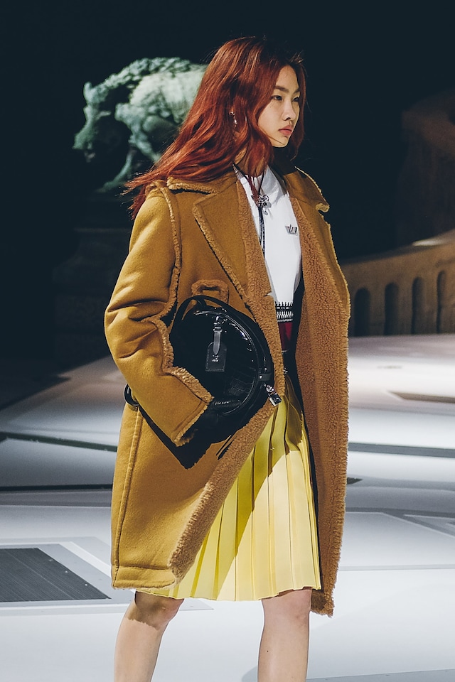 Louis Vuitton AW18 pfw paris fashion week show 12