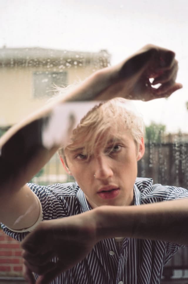 Troye Sivan: spring 2018 3