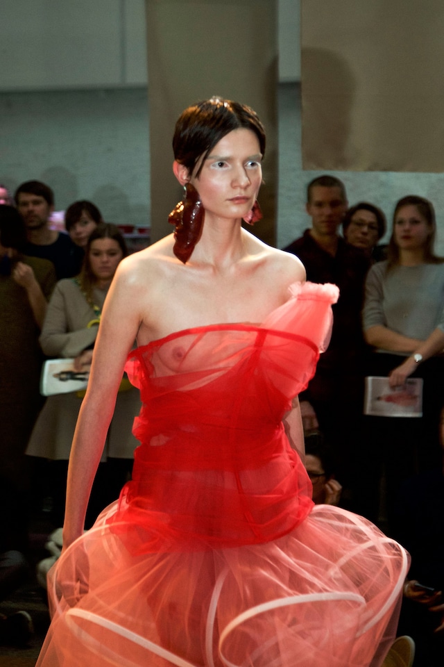 switzerland basel institute of fashion design graduate show 16