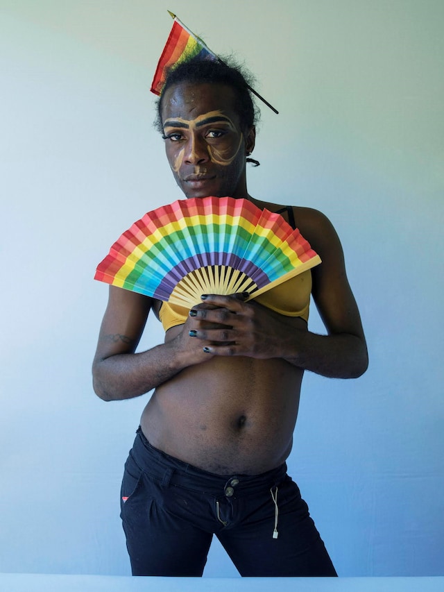 Gully Queens by Tim Walker 3