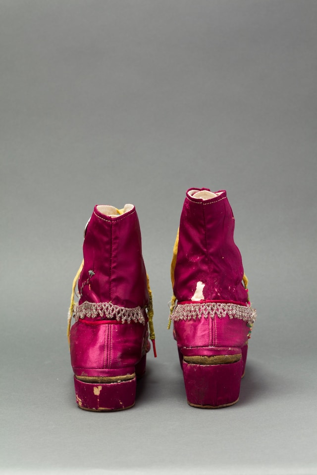 Frida Kahlo: Making Her Self Up 11