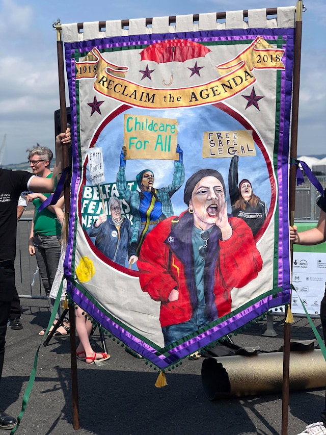 Women&#39;s procession in Belfast 5
