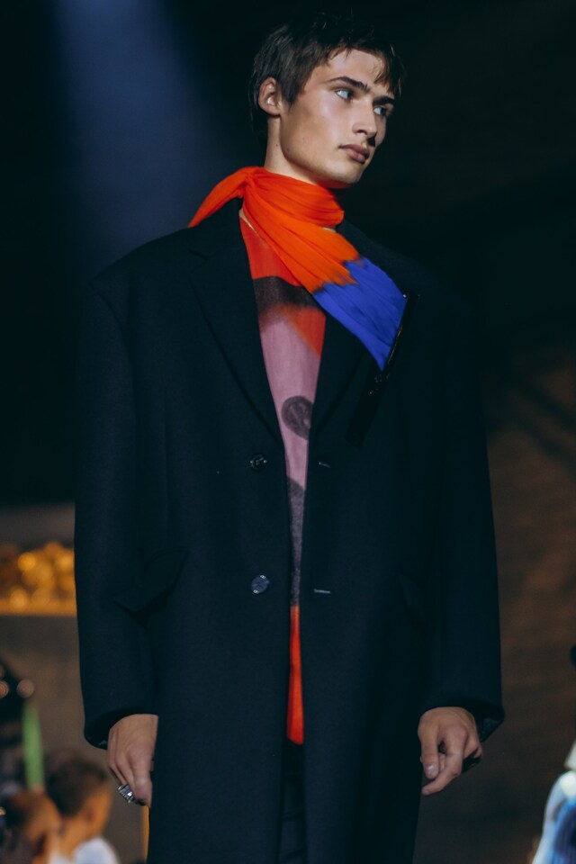 Raf Simons SS19 paris fashion week 6
