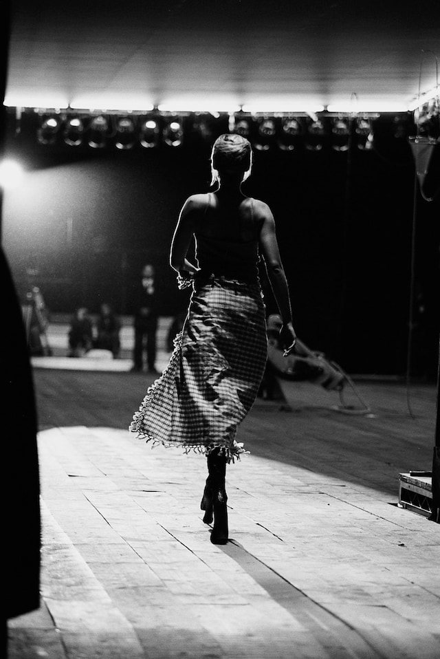 Ann Ray’s The Unfinished – Lee McQueen 5